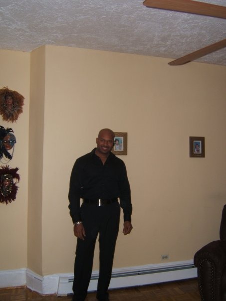 Date this pretty United States man JAR from Boston US8211