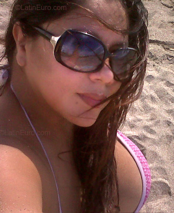 Date this cute Ecuador girl Cecilia from Manabi EC53