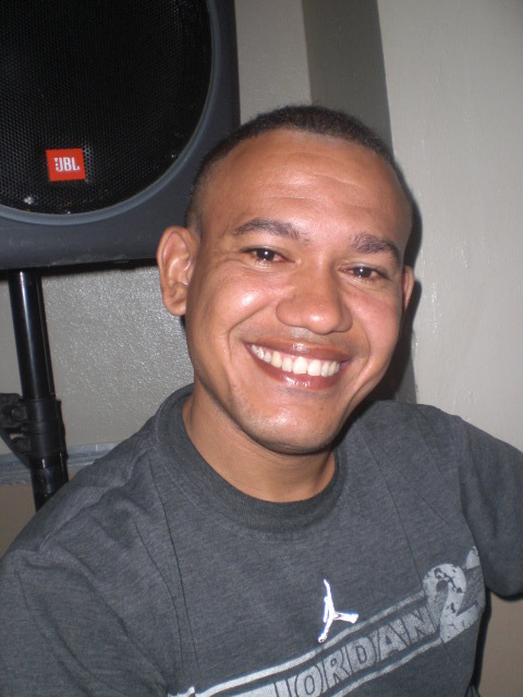 Date this happy Dominican Republic man Juan bueno pera from Esperanza DO5588