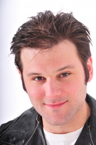 Date this nice looking United States man Mjbos from Chicago US8245