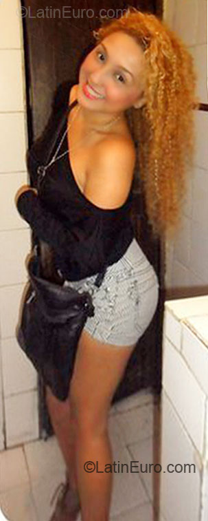 Date this cute Colombia girl Kathyuska milena from Barranquilla CO5592