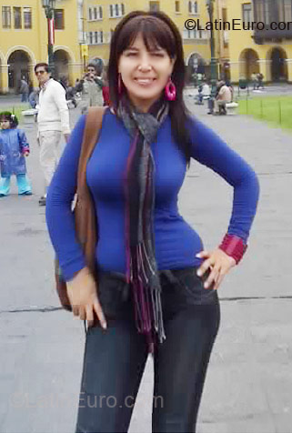 Date this cute Peru girl Rocio from Lima 01 PE387