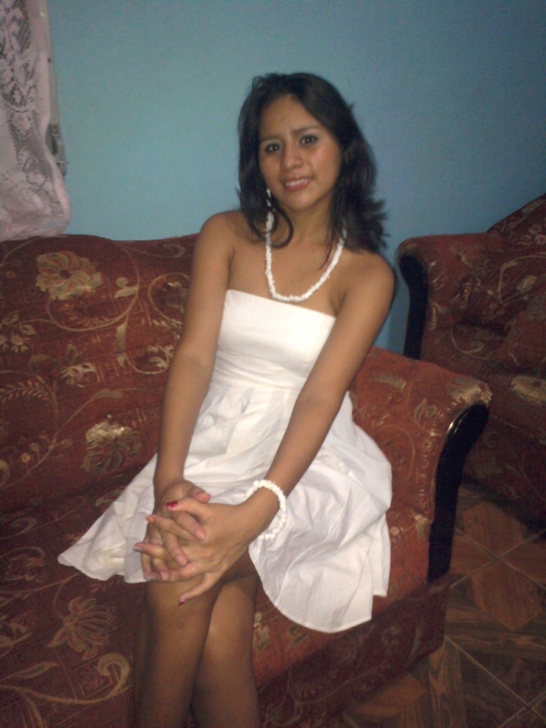 Date this tall Honduras girl Mileny from Puerto Cortes HN265