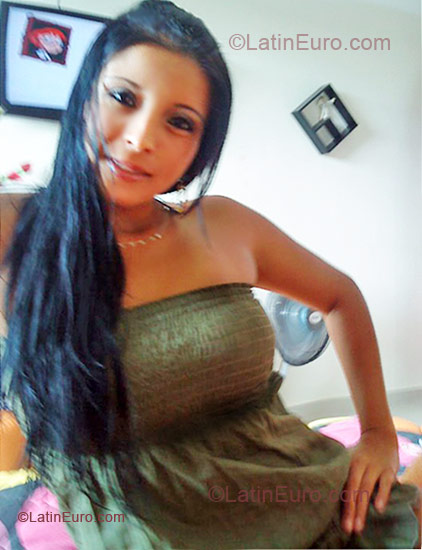Date this passionate Colombia girl Johanna from Cali CO5757