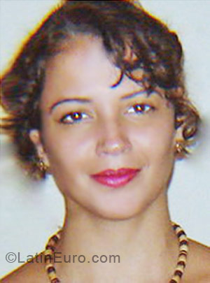 Date this sultry Brazil girl Ana Maria from Rio De Janeiro BR4243