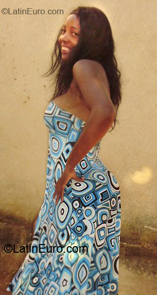 Date this cute Brazil girl Silvina from Astolfo Dutra BR4367