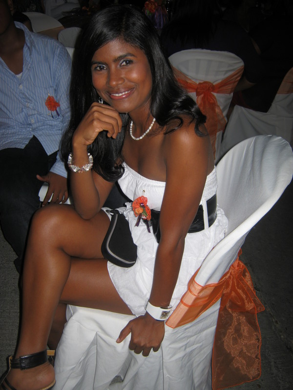Date this beautiful Colombia girl Karen from Cartagena CO6024