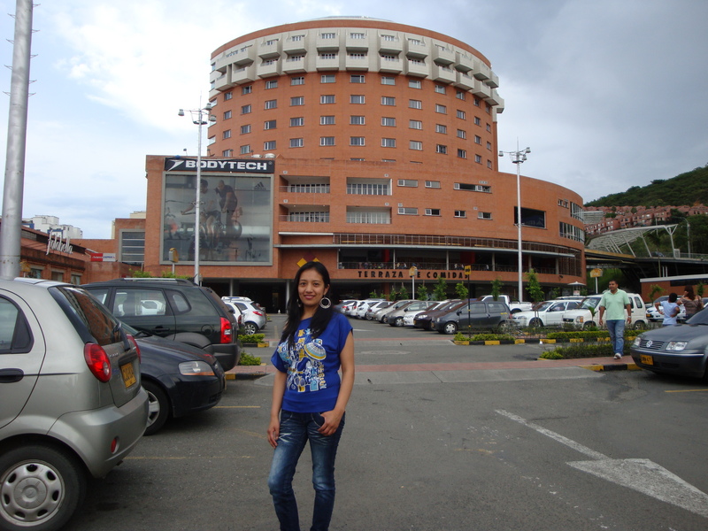 Date this attractive Colombia girl Jenny12 from Cali CO6030