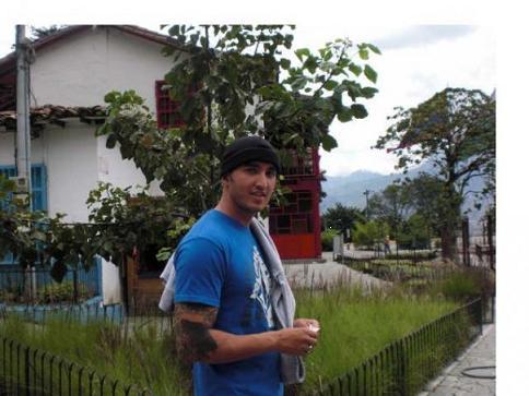 Date this tall United States man JumpMaster from Anaheim US8687