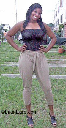 Date this stunning Colombia girl Paola from Cali CO6086