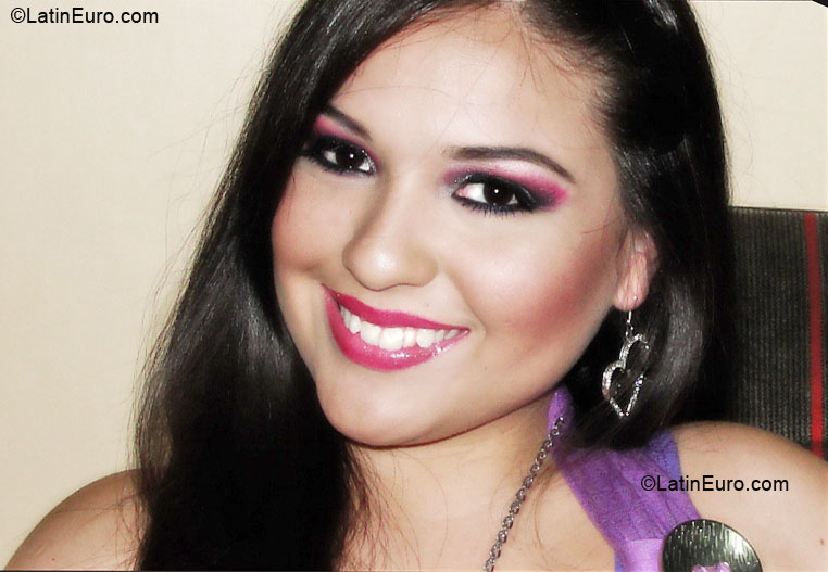 Date this sultry Bolivia girl Susy Rivero from montero BO8