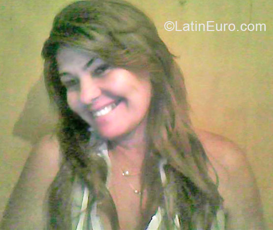 Date this exotic Brazil girl Rosa40 from Rio De Janeiro BR4448
