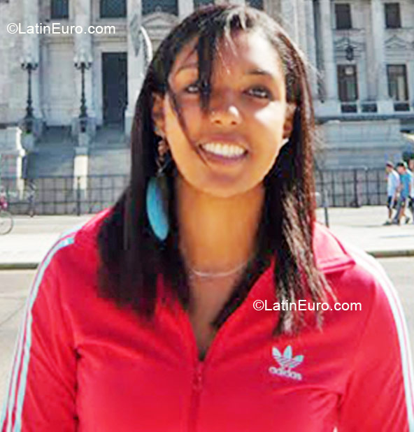 Date this foxy Brazil girl Mariana from Rio De Janeiro BR6179