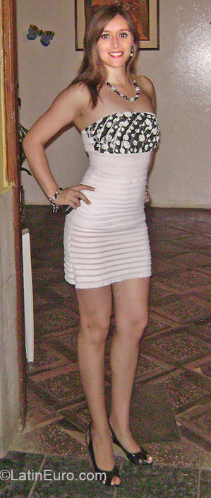 Date this pretty Peru girl Karen from Lima PE475