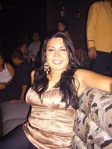 Date this hot United Kingdom girl Lara from London GB471