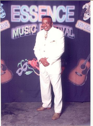 Date this pretty United States man VON from Los Angeles US8960