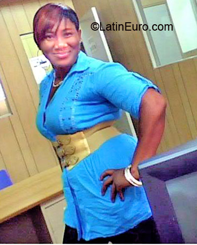 Date this pretty Jamaica girl Kern from St. Elizabeth JM187