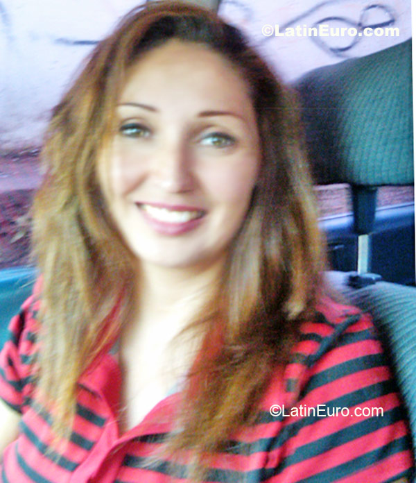 Date this happy Honduras girl Valerie from Tegucigalpa HN289