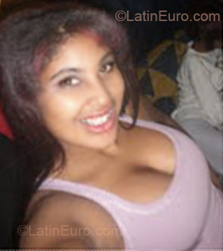 Date this sensual Brazil girl Carlinha from Catu BR6242