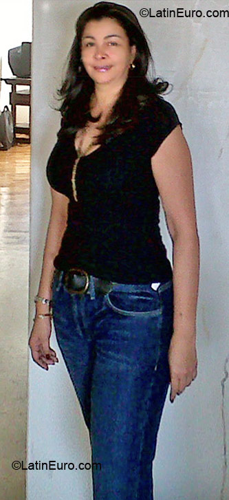 Date this passionate Colombia girl Nury from Medellin CO6516