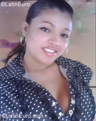 Date this good-looking Colombia girl Liliana from Medellin CO6565