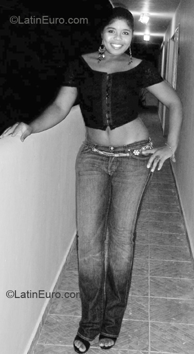 Date this funny Dominican Republic girl Nelfa from Punta Cana DO6999
