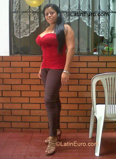 Date this funny Colombia girl Ana Maria from Yopal CO6726
