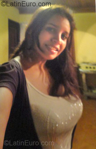 Date this beautiful Ecuador girl Diana Paola from Bahia De Caraquez EC94