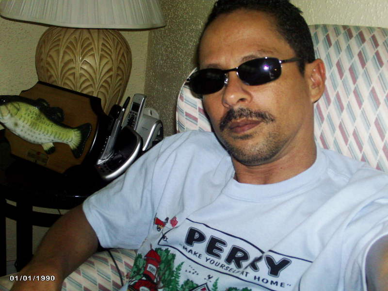 Date this good-looking United States man Willie from Usa US9356