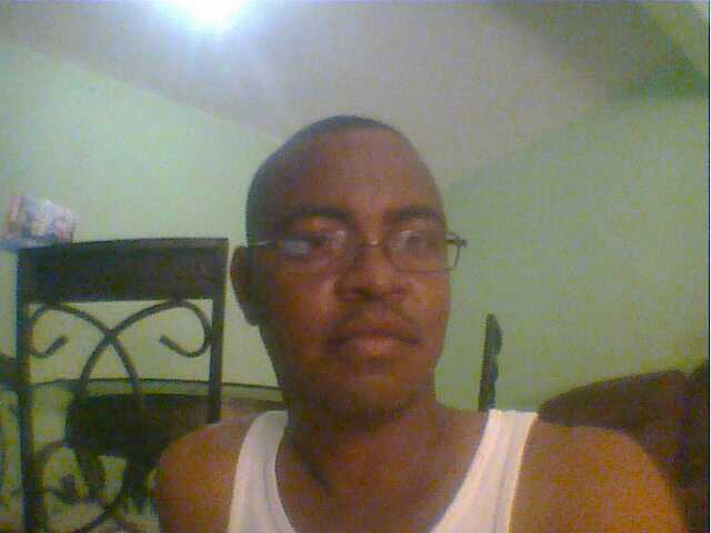 Date this pretty Jamaica man Brownval from Lucea JM222