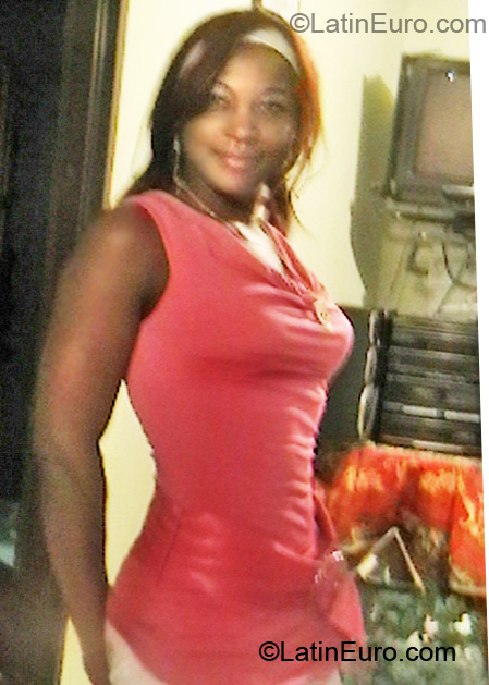 Date this georgeous Colombia girl Rosa from Cali CO6776