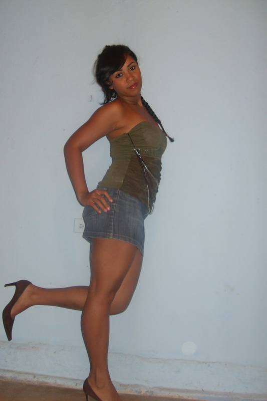 Date this sensual Colombia girl Alejandra from Palmira CO6827
