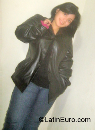 Date this georgeous Peru girl Nalleli from Lima PE471