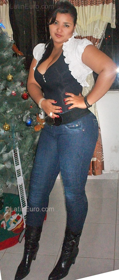Date this tall Colombia girl Karen from Medellin CO6897