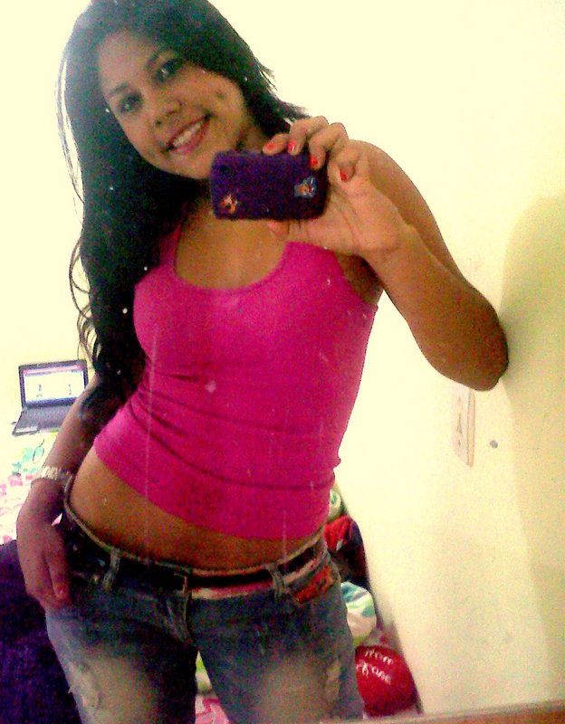 Date this georgeous Colombia girl CAROLINA from Bogota CO6952