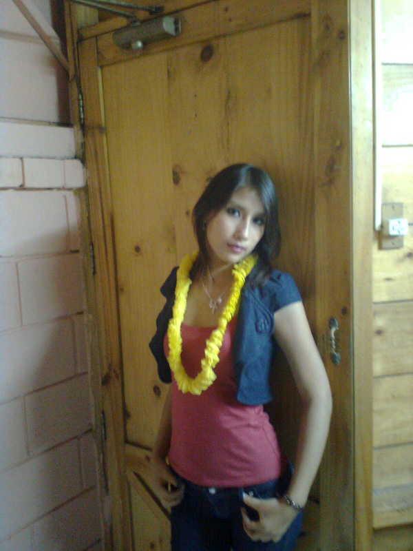 Date this voluptuous Peru girl Oliny from Trujillo PE490