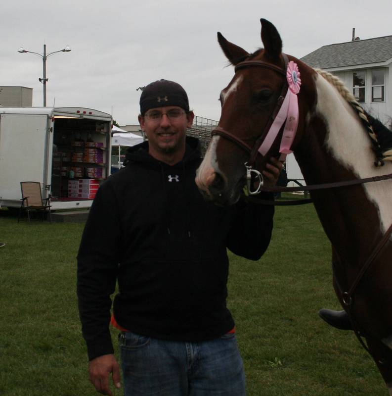 Date this cute United States man Chris from Lowell US9671