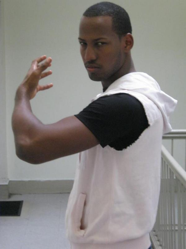 Date this tall United States man John from Brooklyn US9719