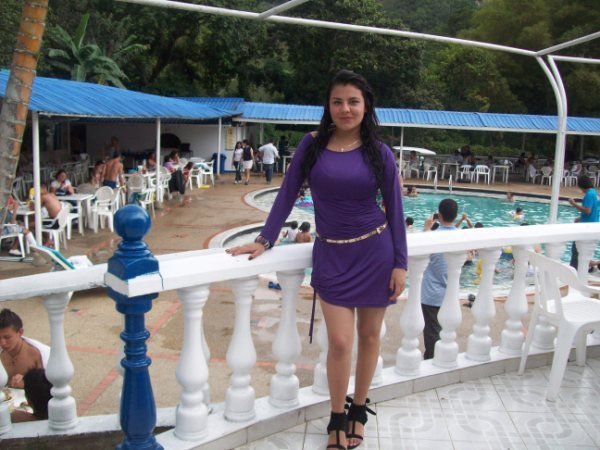 Date this cute Colombia girl Carolina from Bogota CO7013