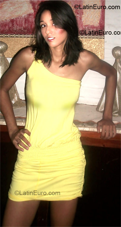 Date this exotic Brazil girl Amanda from Ceara BR5360