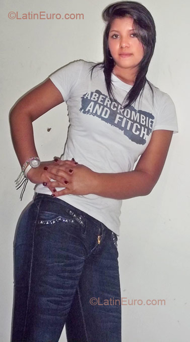 Date this passionate Colombia girl Diana from Bogota CO7081