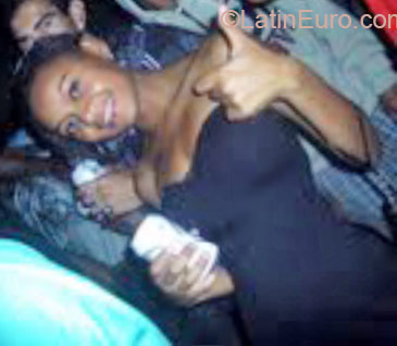 Date this fun Brazil girl Vanubia from Rio De Janeiro BR5386