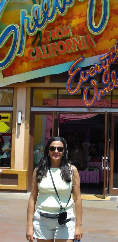 Date this good-looking Brazil girl Eliro from Sao Paulo BR5449