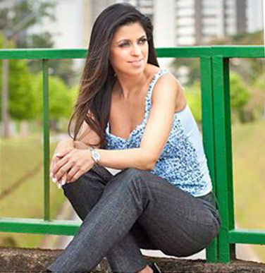 Date this lovely Brazil girl Elaine from Brasilia BR5489