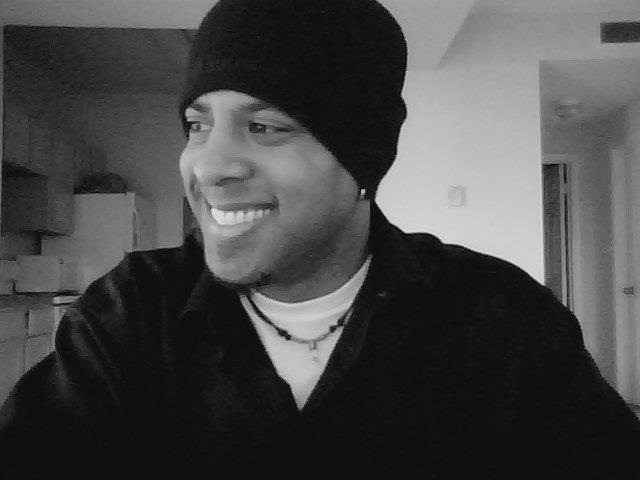 Date this athletic United States man Aaronmateo from Milwaukee US10163