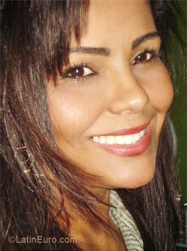 Date this lovely Brazil girl Elisangela from Vitoria BR5547