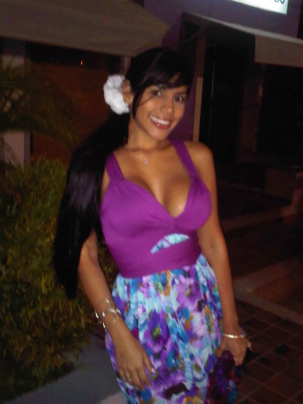 Date this funny Colombia girl Nathh from Barranquilla CO7208