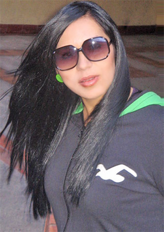 Date this young Colombia girl Gloria from Bogota CO7257