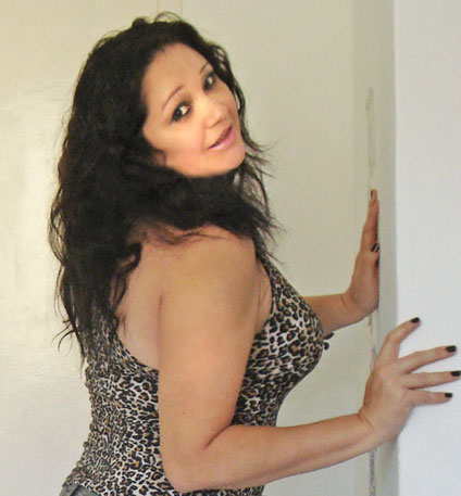 Date this hot Brazil girl Alba Lucia from Recife BR5700