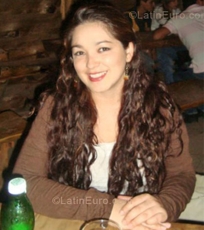 Date this sultry Colombia girl Candy from Medellin CO7335